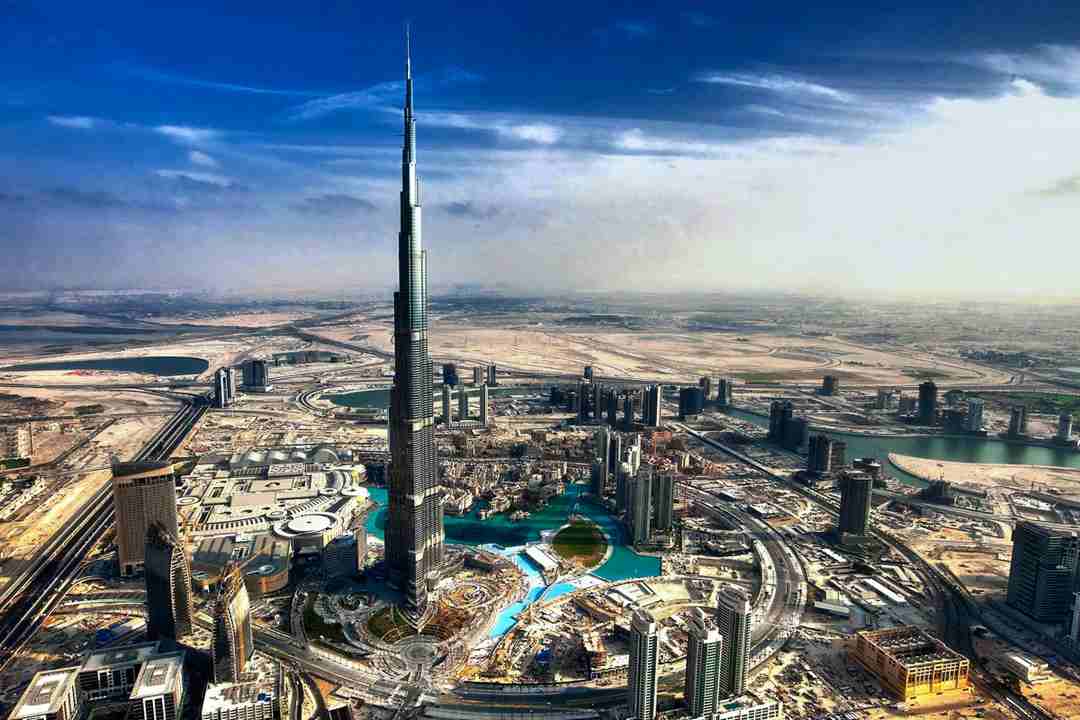 Burj Khalifa là công trình kiến trúc lớn, khổng lồ bậc nhất Dubai