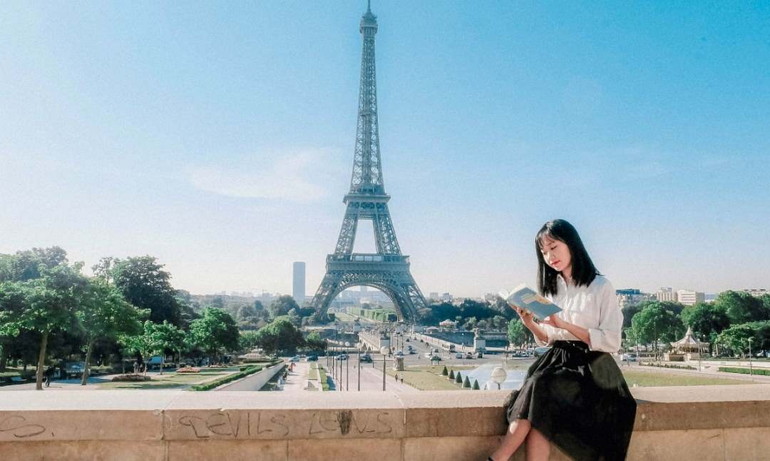 Thời điểm du lịch tháp Eiffel
