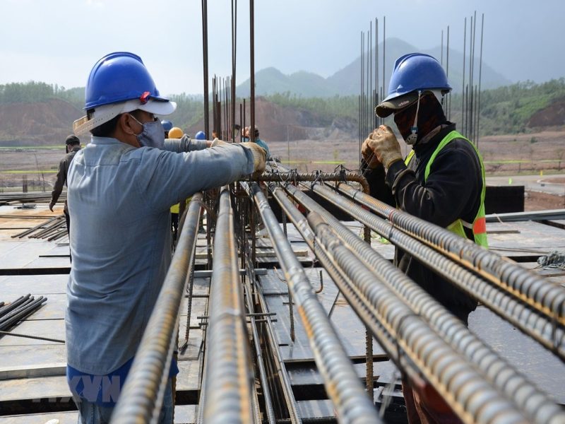 Giá thép và chi phí xây nhà có sự liên kết